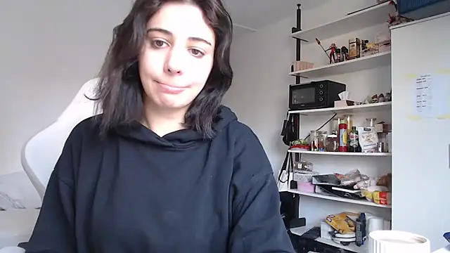 bellefleurrr online show from March 25, 7:08 am