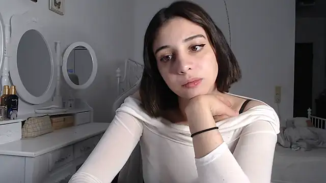 Snapshot of bellefleurrr chatting on June 12, 7:22 pm bellefleurrr online show from June 12, 7:22 pm