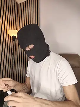 findomhot online show from December 4, 7:57 pm