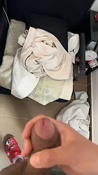 findomhot online show from April 12, 11:35 am