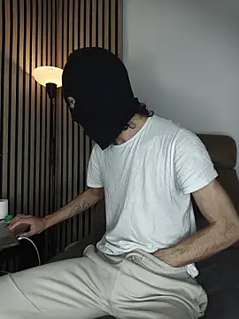 findomhot online show from December 14, 12:11 pm