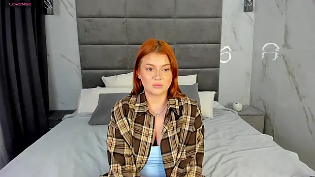 Susie Porter online show from November 6, 1:53 am