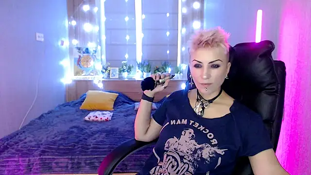 Sweet-n-Strong online show from December 21, 7:43 am