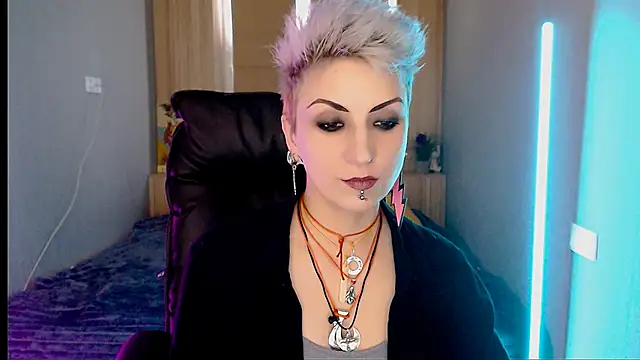 Sweet-n-Strong online show from February 1, 6:33 am