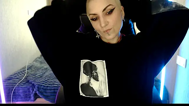 Sweet-n-Strong online show from April 30, 10:33 am