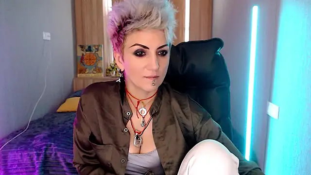 Sweet-n-Strong online show from March 8, 6:28 am