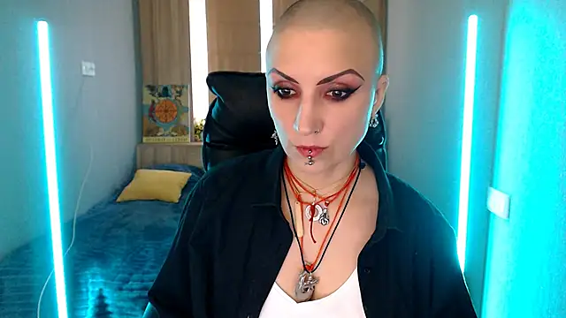 Sweet-n-Strong online show from March 25, 11:42 am