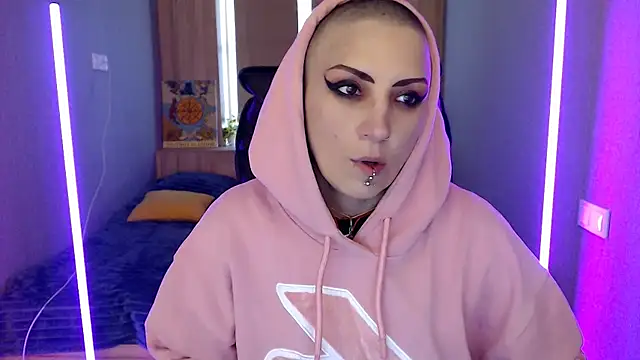 Sweet-n-Strong online show from April 13, 5:11 am