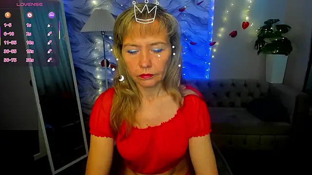 Carla Vogue online show from February 16, 11:09 am