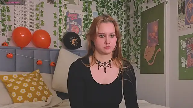 Charil Wilson online show from October 31, 4:31 am