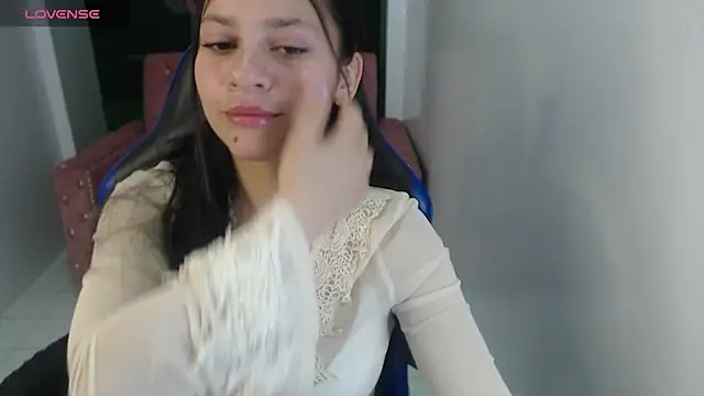 velvetvixen t online show from November 10, 1:05 pm