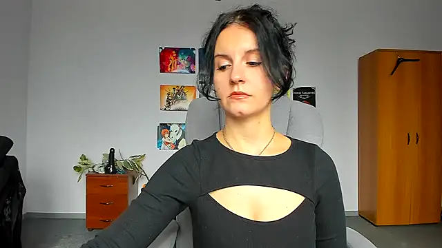 Snapshot of StellaAnia chatting on October 28, 9:30 am StellaAnia online show from October 28, 9:30 am