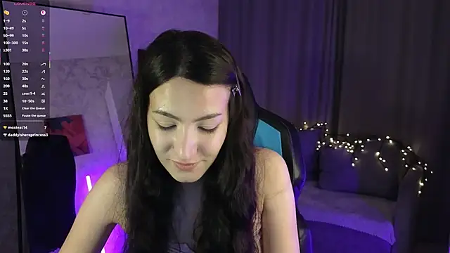 Snapshot of Mulan_Lo chatting on November 3, 7:28 pm Mulan Lo online show from November 3, 7:28 pm