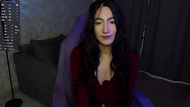 Mulan Lo online show from April 7, 10:06 am