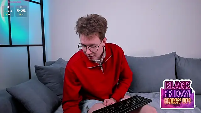 Snapshot of Teddy_Parker chatting on November 24, 7:52 am Teddy Parker online show from November 24, 7:52 am