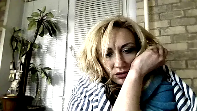 LilaniLoverx online show from November 16, 11:19 pm