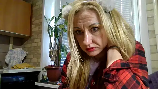 LilaniLoverx online show from November 3, 1:37 pm