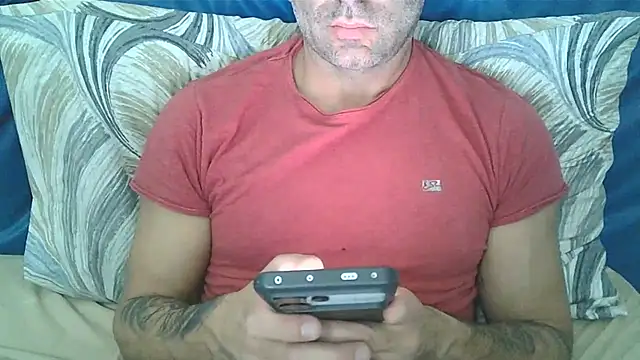 Evasionee online show from November 19, 8:20 pm