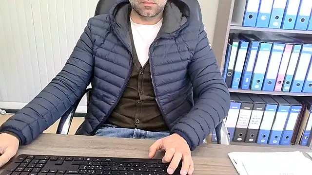 Evasionee online show from March 25, 8:14 am