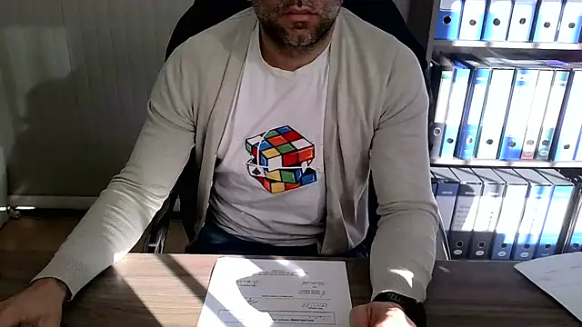 Evasionee online show from February 2, 8:46 am