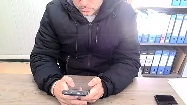 Evasionee online show from December 1, 7:31 am