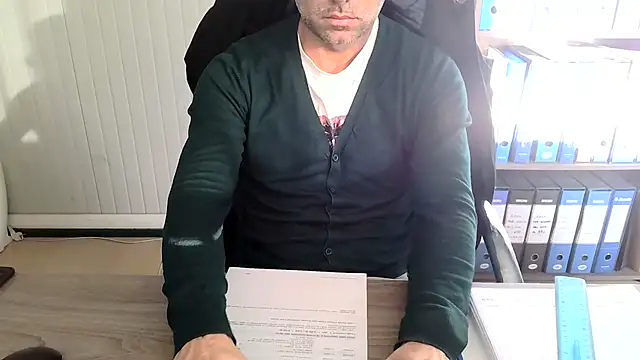 Evasionee online show from December 17, 8:08 am