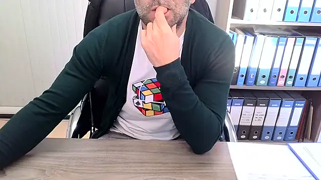 Evasionee online show from January 15, 7:45 am