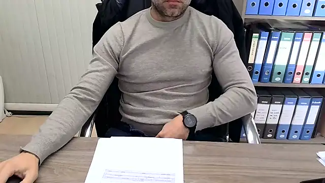 Evasionee online show from December 3, 8:25 am