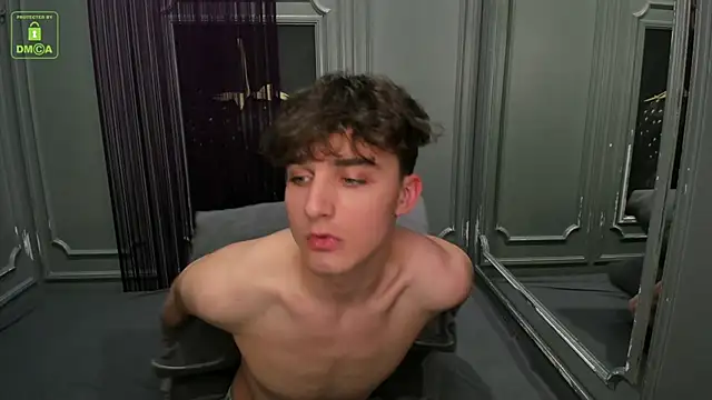 Snapshot of Richard_steele_hot chatting on December 3, 4:50 pm Richard steele hot online show from December 3, 4:50 pm