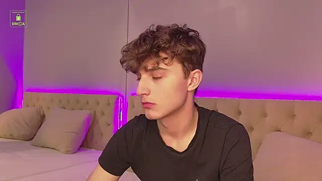 Snapshot of Richard_steele_hot chatting on November 2, 3:39 pm Richard steele hot online show from November 2, 3:39 pm