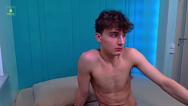 Snapshot of Richard_steele_hot chatting on December 15, 3:29 pm Richard steele hot online show from December 15, 3:29 pm