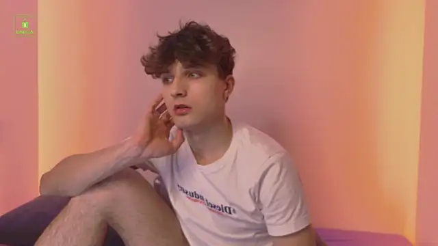 Snapshot of Richard_steele_hot chatting on March 6, 3:29 pm Richard steele hot online show from March 6, 3:29 pm