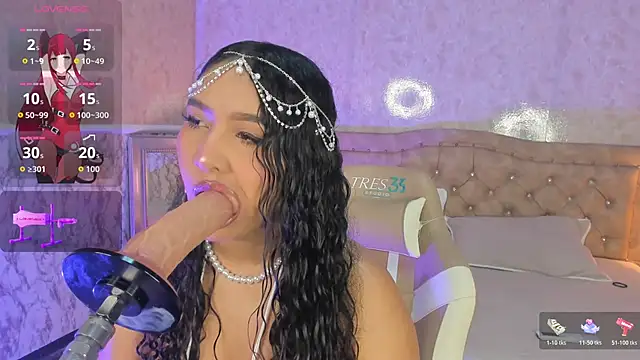 WhitneySweet online show from November 3, 3:12 am