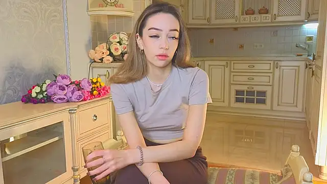 Snapshot of DeiraCharson chatting on November 3, 3:12 am DeiraCharson online show from November 3, 3:12 am