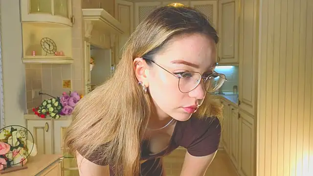 Snapshot of DeiraCharson chatting on November 9, 3:10 am DeiraCharson online show from November 9, 3:10 am