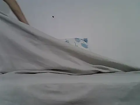 jey0004 online show from January 18, 12:30 pm