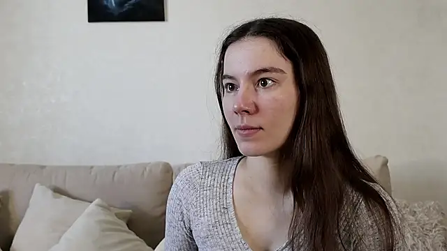 Petalwren online show from March 14, 10:21 am