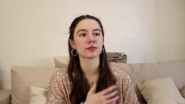 Snapshot of Petalwren chatting on January 18, 11:35 am Petalwren online show from January 18, 11:35 am