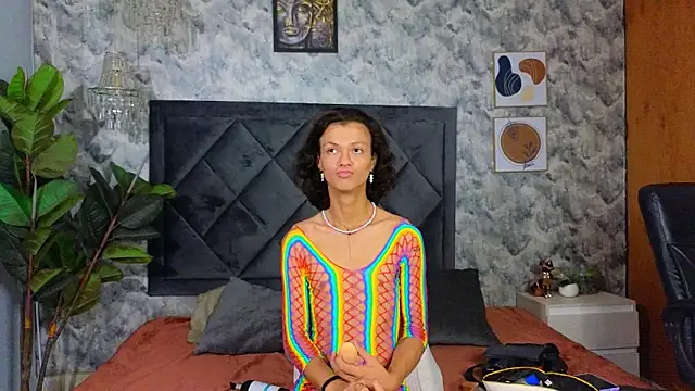 Snapshot of Indi_rave chatting on November 11, 1:17 pm Indi rave online show from November 11, 1:17 pm