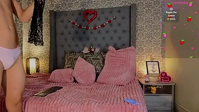 Indi rave online show from February 14, 1:33 pm