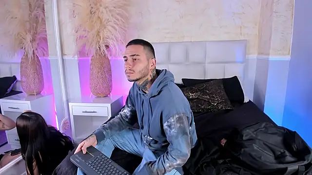 Snapshot of AsiaMillerr_ chatting on December 14, 3:57 am AsiaMillerr online show from December 14, 3:57 am