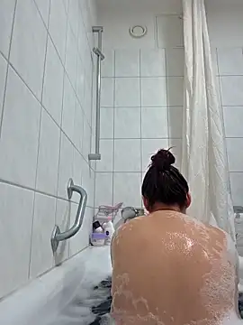 Hausverbot3 online show from March 29, 11:39 pm