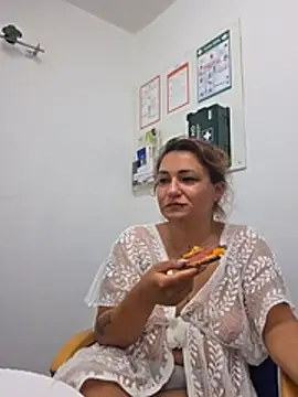Snapshot of Hausverbot3 chatting on July 10, 3:56 pm Hausverbot3 online show from July 10, 3:56 pm