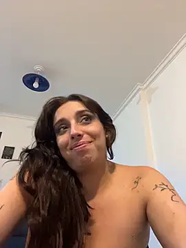 gigi333regi online show from February 25, 2:12 am