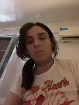 gigi333regi online show from December 16, 3:27 pm