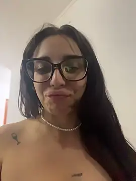 gigi333regi online show from March 30, 9:22 am