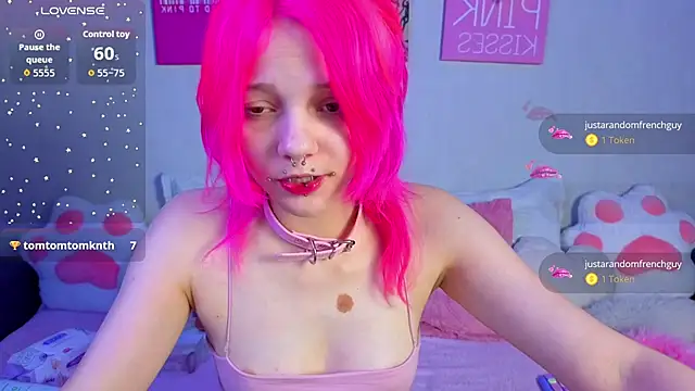 KittieHeart online show from May 28, 12:18 am