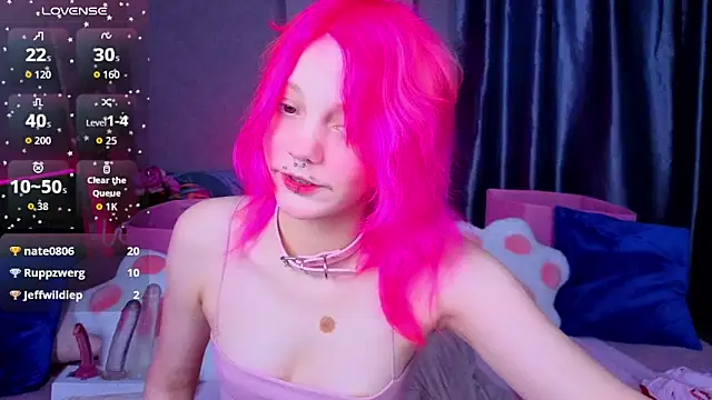 KittieHeart online show from May 24, 1:49 am