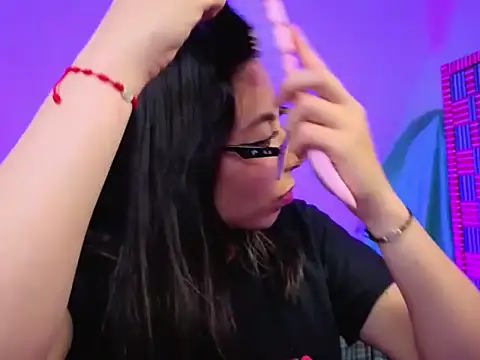 zylla storn online show from February 15, 3:18 am