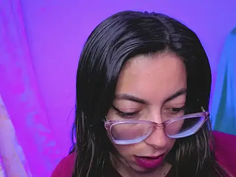 zylla storn online show from February 1, 8:23 am